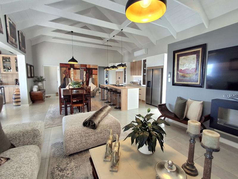 4 Bedroom Property for Sale in Da Gama Bay Western Cape